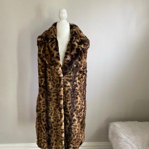 Calvin Klein- Faux Fur Vest- Size: Small
